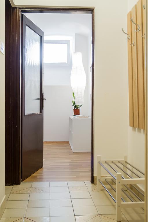 Apartment At Pavilion Загреб Екстериор снимка